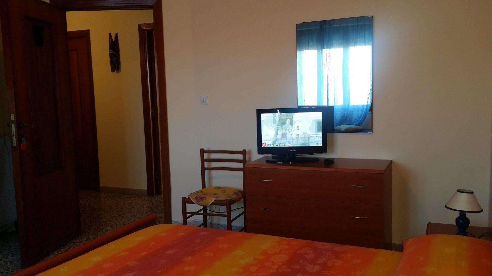 B&B Jamba Алгеро Екстериор снимка